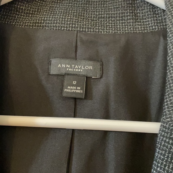 Dark grey blazer! - Picture 2 of 2